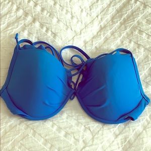 Victoria’s Secret bikini top